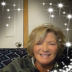 Meet your Posher, Connie